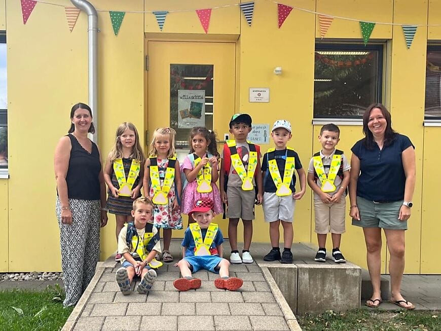 Erster Schultag für 8 neue Kinder im Kindergarten A.